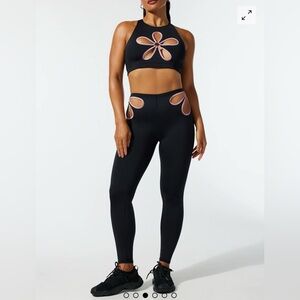 NWT - SAVAGE X FENTY - Flower Pop Cutout Yoga SET